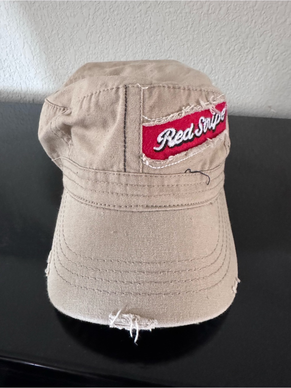 RED STRIPE HAT - Picture 2 of 7